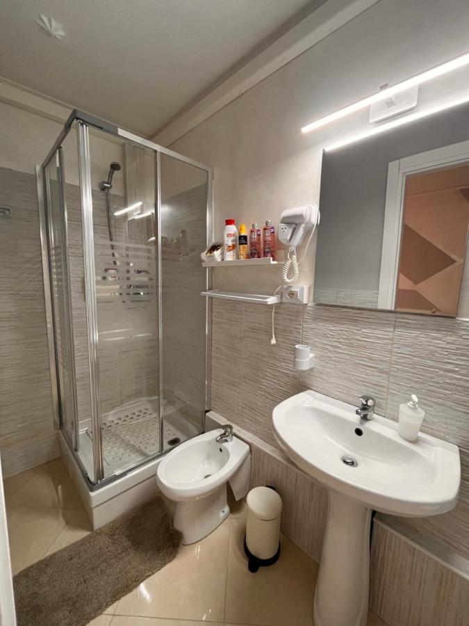 La Dimora Del Principe Apartment Naples Luaran gambar