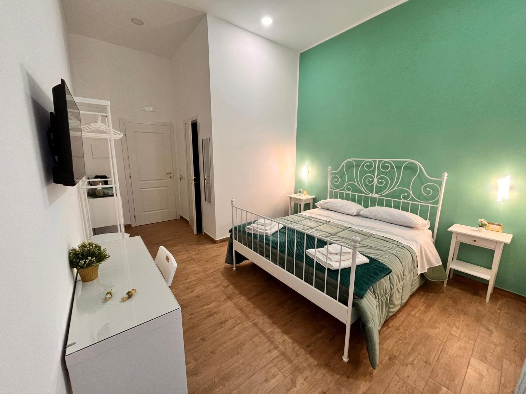 La Dimora Del Principe Apartment Naples Luaran gambar