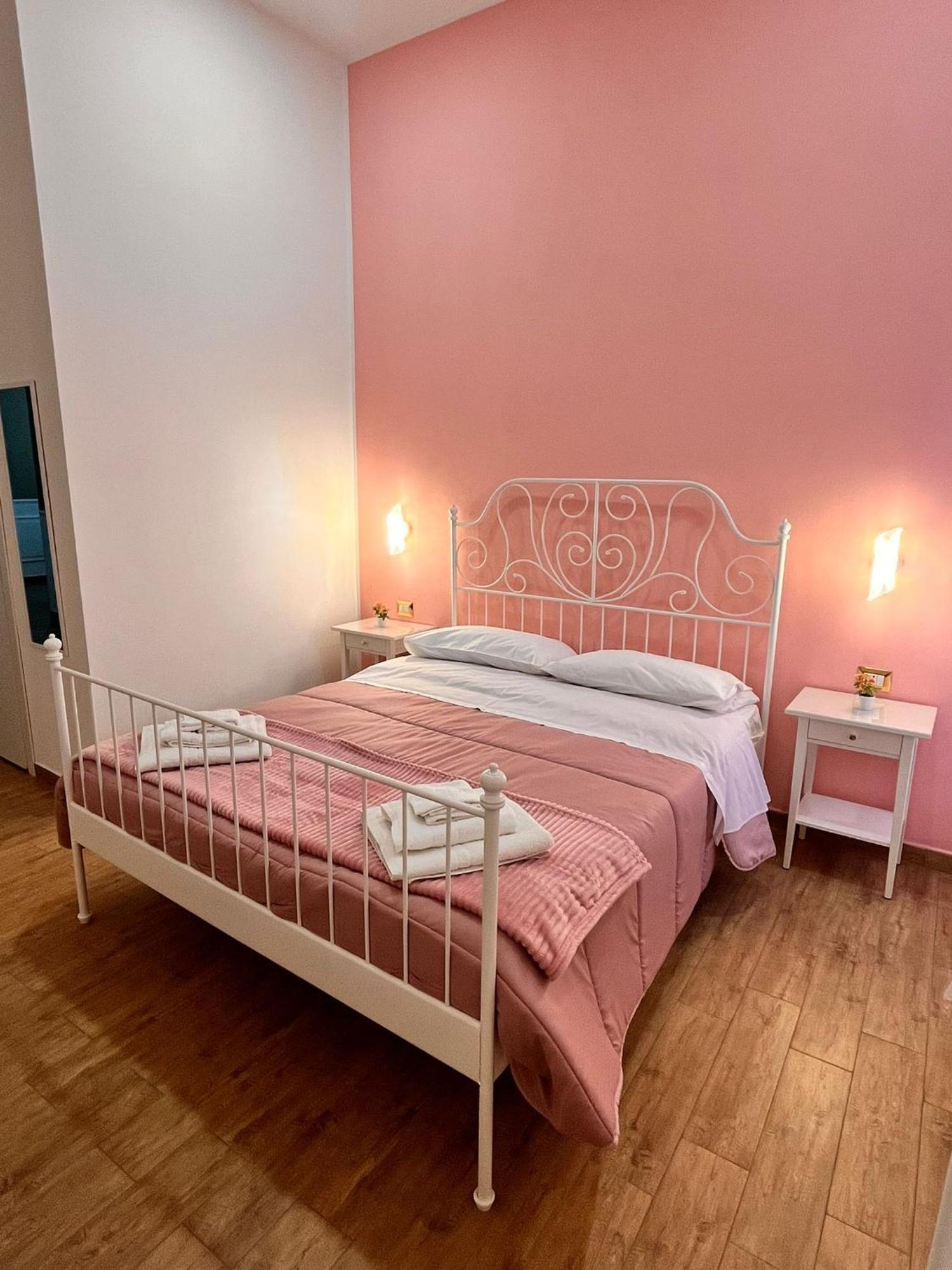 La Dimora Del Principe Apartment Naples Luaran gambar