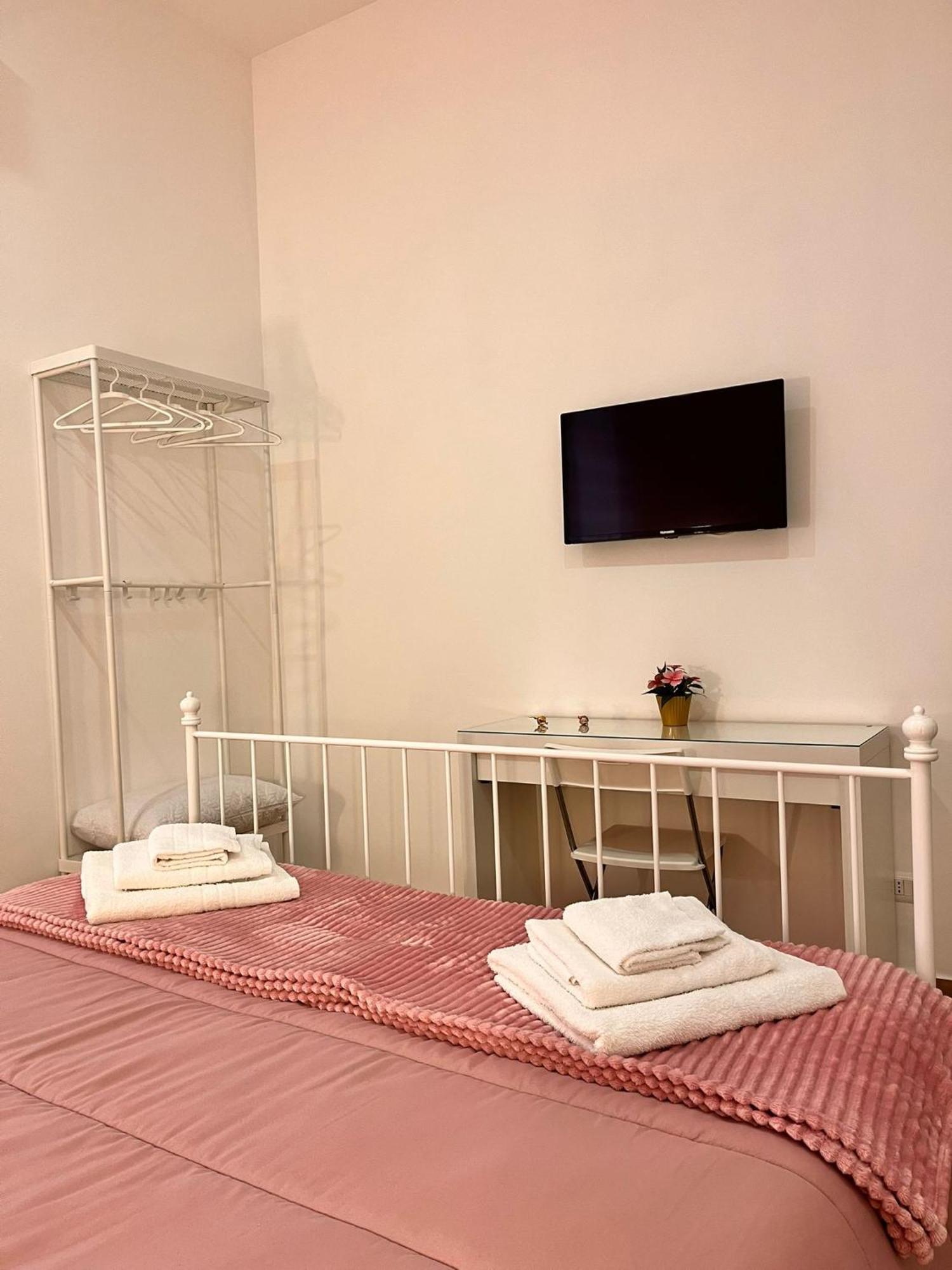La Dimora Del Principe Apartment Naples Luaran gambar