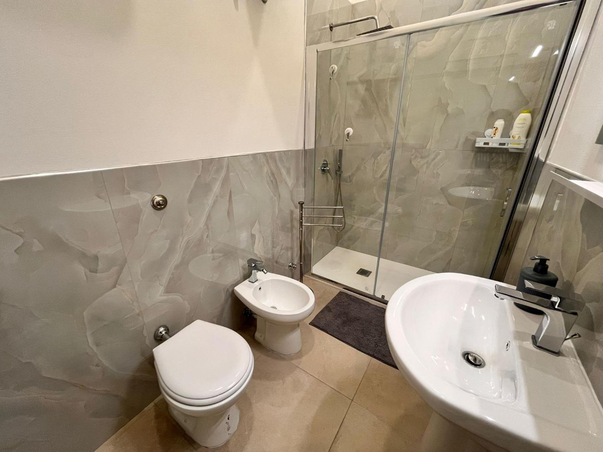 La Dimora Del Principe Apartment Naples Luaran gambar